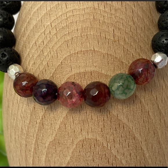 Agate Gemstone and Lava Stone Stretch Beaded Bracelet - Picture 5 of 10